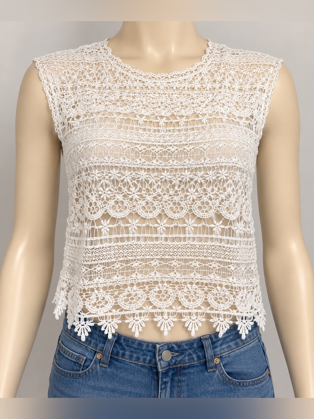 H&M White Crochet Lace Sleeveless Crop Top Boho Scalloped Hem XXS